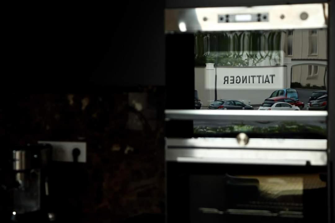 Апартаменты L'Emperador Реймс Экстерьер фото